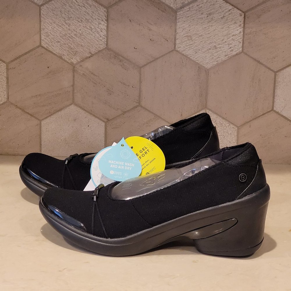 Bzees Electric Pumps - NWT